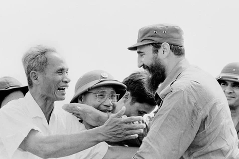 古巴总司令菲德尔·卡斯特罗首次访越50周年：两国团结情谊的最生动和最有说服力的象征