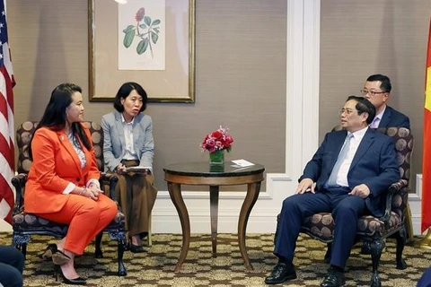 越南政府总理范明政会见美国旧金山湾区政要代表团