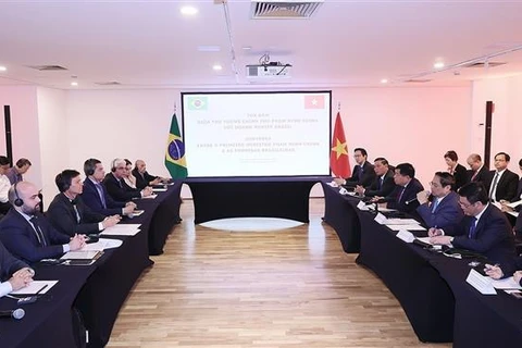 范明政总理：越南全力支持巴西在越南设立工商会办事处