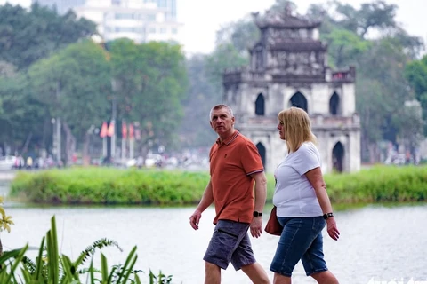 河内市接待外国游客人数超额完成全年既定目标