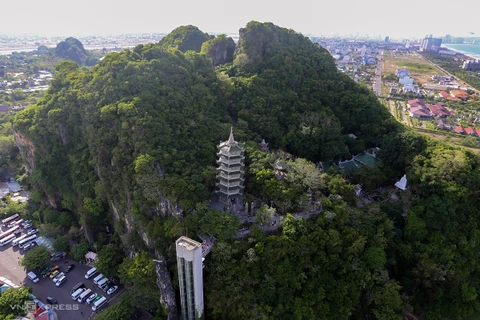 岘港市着力弘扬五行山遗迹区的遗产价值 