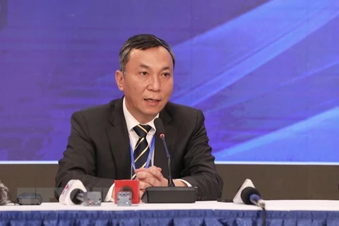 越南足球协会主席陈国俊代表AFF参加亚足联常委会