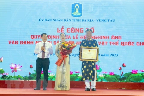巴地头顿省头顿市胜三迎翁节被列入越南国家级非物质文化遗产名单