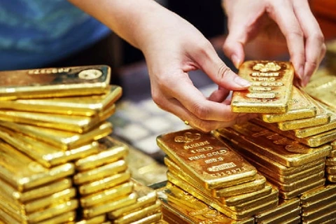 10月5日上午越南国内市场一两黄金卖出价6900万越盾左右