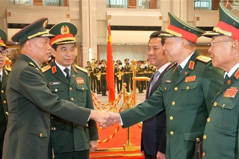 越南与中国进一步深化两国防务合作