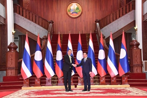 老挝和泰国加强战略伙伴关系