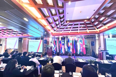 越南国家审计代表团出席在菲律宾举行的ASEANSAI理事会第七次大会