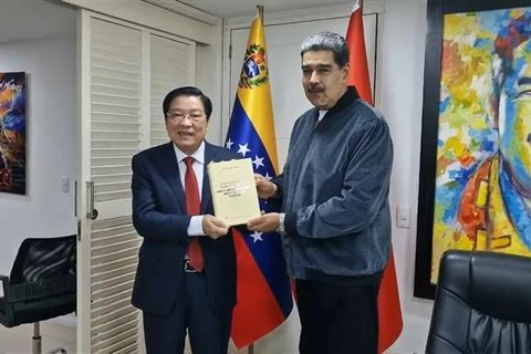 越南共产党高级代表团对委内瑞拉进行工作访问
