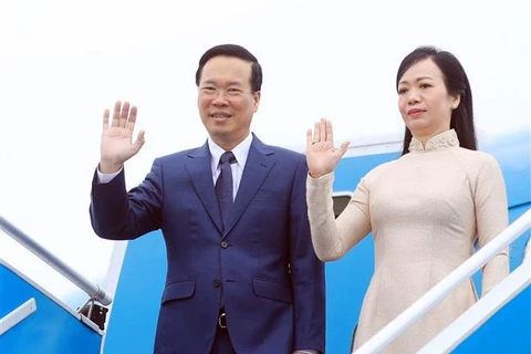 越南国家主席武文赏启程前往美国出席APEC领导人会议周及开展双边活动