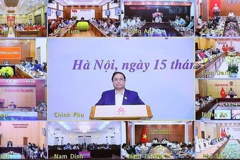 越南政府总理范明政主持召开全国旅游业快速可持续发展会议