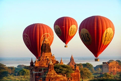 缅甸的热气球节即将举行