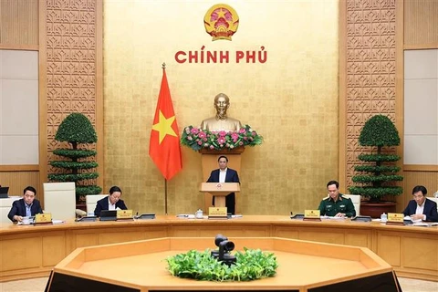 越南政府总理范明政主持2023年11月政府立法工作专题会议