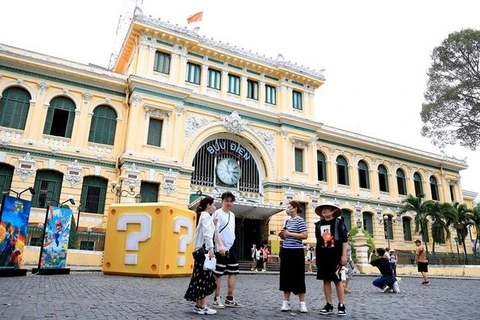 胡志明市制定2024年接待国际游客600万人次的目标