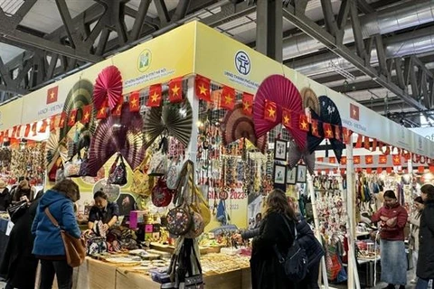 越南商品在米兰国际手工艺博览会上受好评