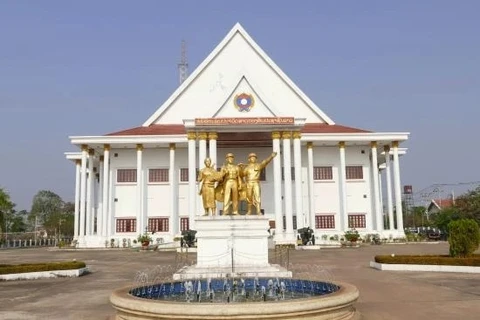 越南国防部帮助老挝改造与升级人民军历史博物馆