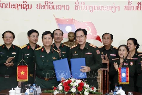 老挝和越南军队合作的新里程碑