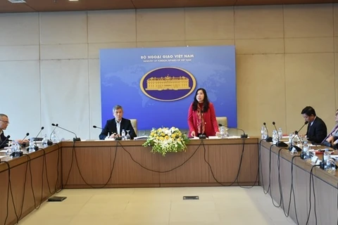 第32次外交会议：实现越南侨胞与家乡对接活动多样化