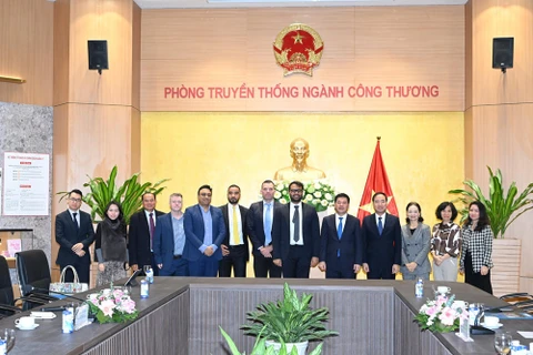 阿联酋企业有意与越南合作开发智能电网