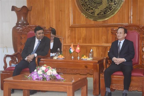 印度与越南薄辽省加强渔业、旅游和可再生能源领域的合作