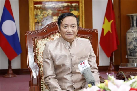 越南驻老挝大使阮伯雄强调老挝总理对越南进行正式访问的重要意义