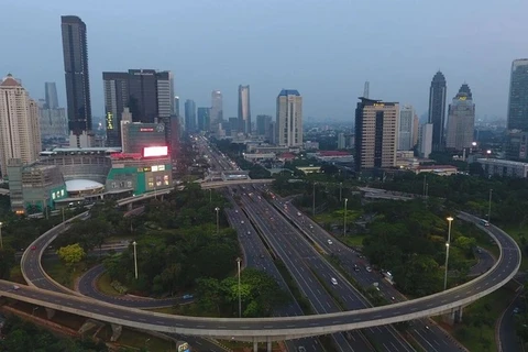 2023年印尼对基础设施投资了近300亿美元