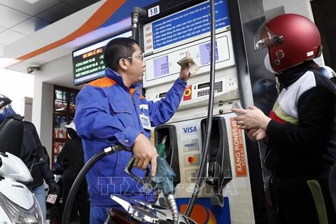 1月18日下午越南国内成品油零售价一律上涨