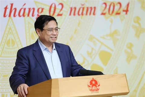  越南总理范明政：国有企业必须进行结构调整并注重发展性投资