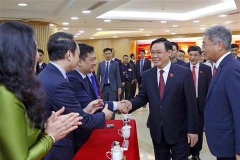 越南国会主席王廷惠：越南合作社银行为农业农民农村发展作出贡献