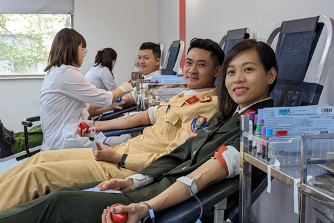 春节假期有1600多人献血和血小板