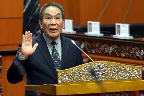 穆唐·塔加尔担任马来西亚第20任上议院议长