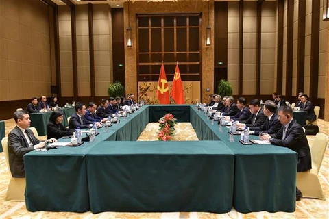越共中央对外部部长黎淮忠对中国进行工作访问