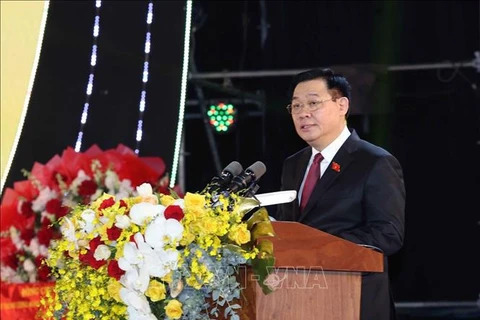越南国会主席王廷惠出席得农省重新立省20周年纪念典礼