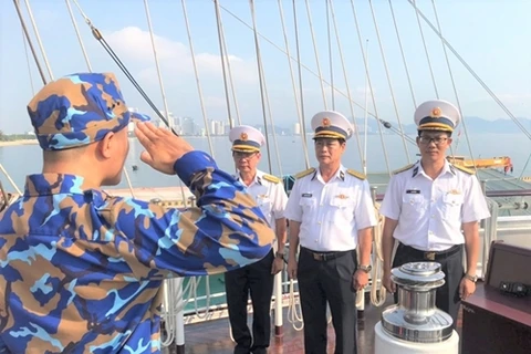 海军学院：黎贵惇286号帆船开展远程航海训练活动