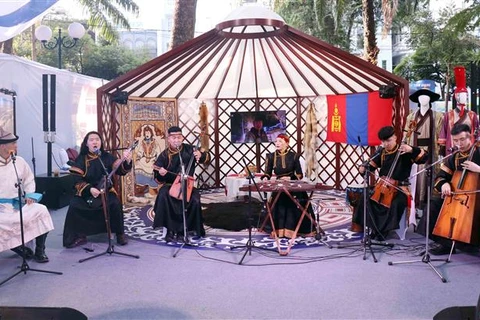 促进蒙古国与越南旅游合作机会