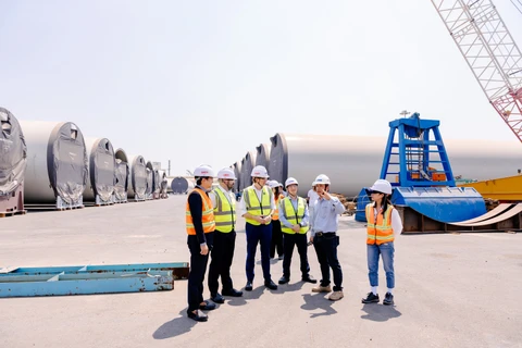 韩国近海工程即将安装“越南制造”风力涡轮机搭架