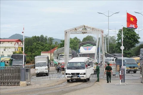 将安江省发展成为货物进入柬埔寨的重要中转站