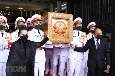组图：原越共中央总书记黎可漂追悼大会和安葬仪式隆重举行
