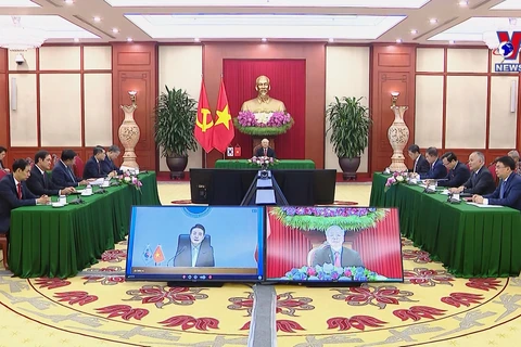 越共中央总书记阮富仲与韩国总统尹锡悦举行视频会谈