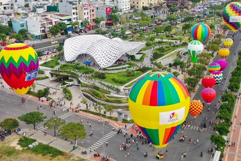 组图：岘港旅游业呈强劲复苏与发展态势