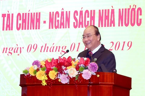 阮春福总理：2018年越南财政收入超出既定目标