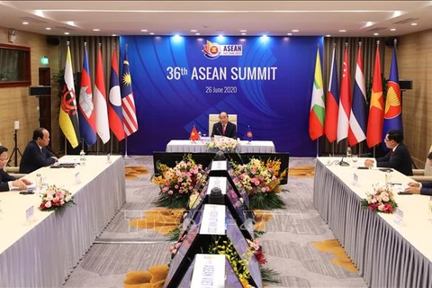 组图：第36届东盟峰会全体会议以视频形式召开
