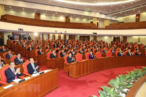 组图：越南共产党第十二届中央委员会第十五次全体会议圆满落幕