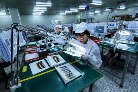 越南需要出台更多政策以吸引高新技术领域的FDI企业