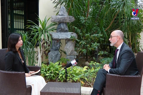 加拿大驻越南大使：两国合作关系日益深广发展