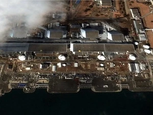 日本福岛第一核电站四号反应堆发生起火