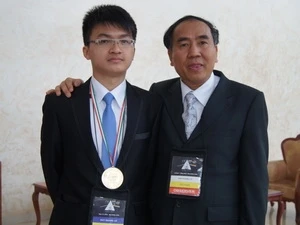 第13届亚洲物理奥林匹克竞赛：越南学生凯旋归来 