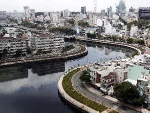饶禄-市艺运河