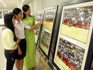 西班牙风土人情图片展在胡志明市拉开序幕