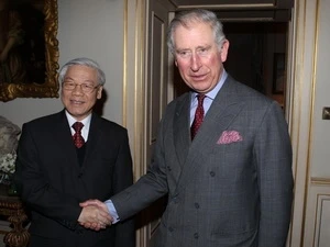 越共中央总书记阮富仲会见英国王储查尔斯王子
