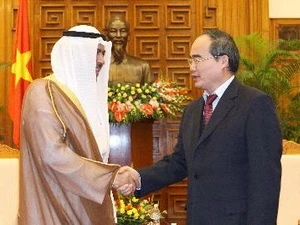 越南政府副总理阮善仁会见亚洲奥林匹克理事会主席